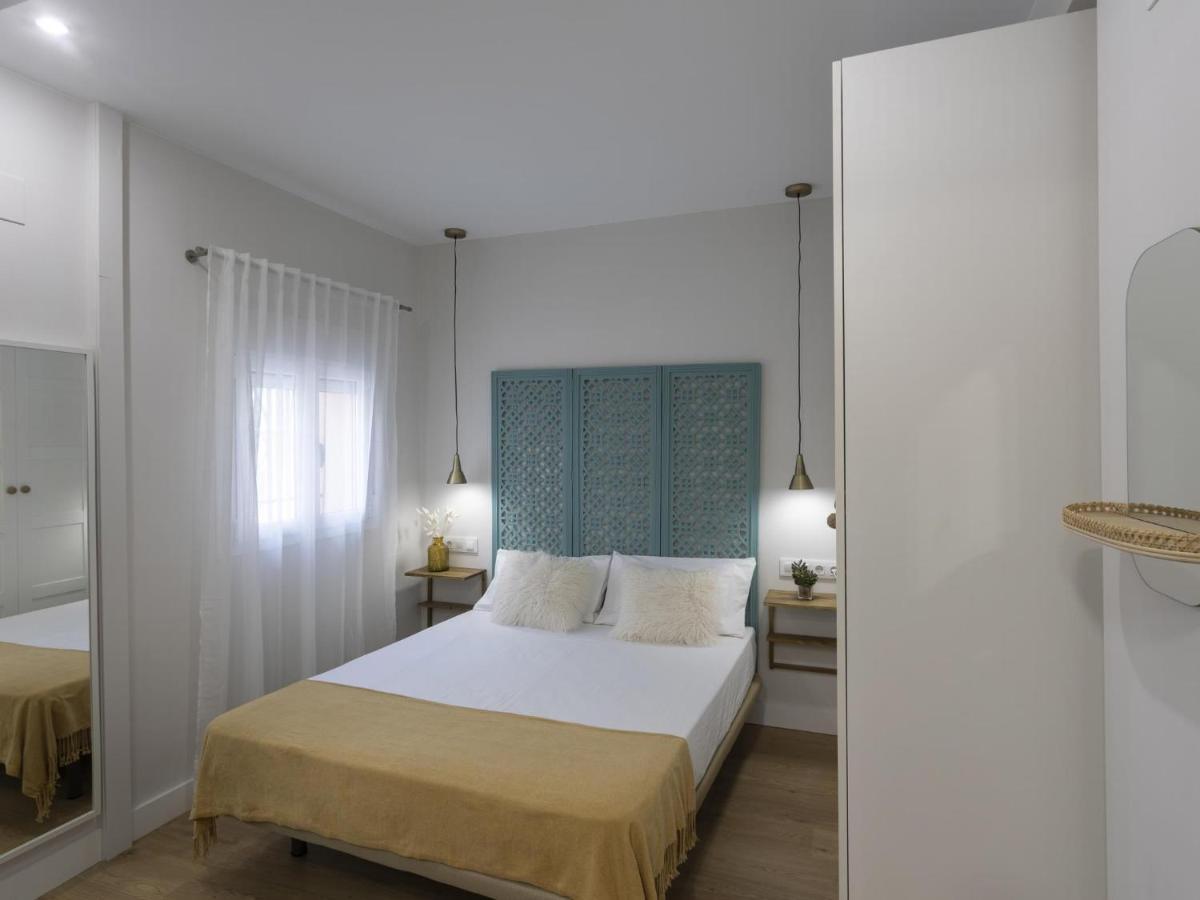 Beautiful Blue Triana Apartment セビリア エクステリア 写真