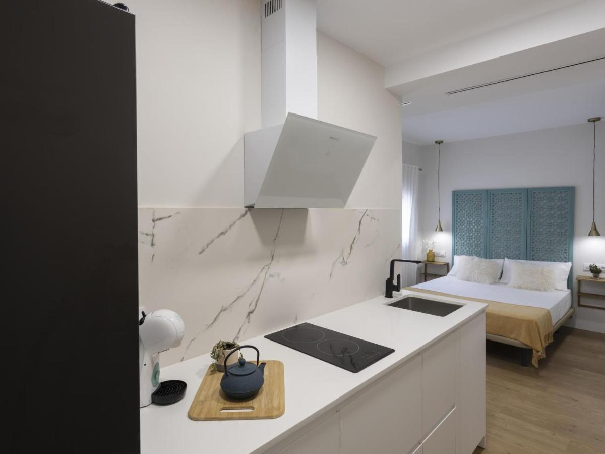 Beautiful Blue Triana Apartment セビリア エクステリア 写真